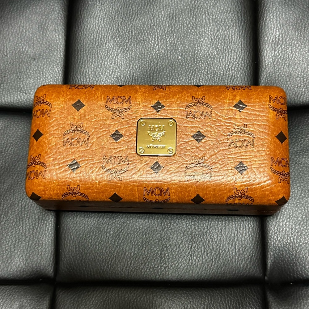 Brand New! Mcm Women’s Blue Aviator Mirrored Sunglasses